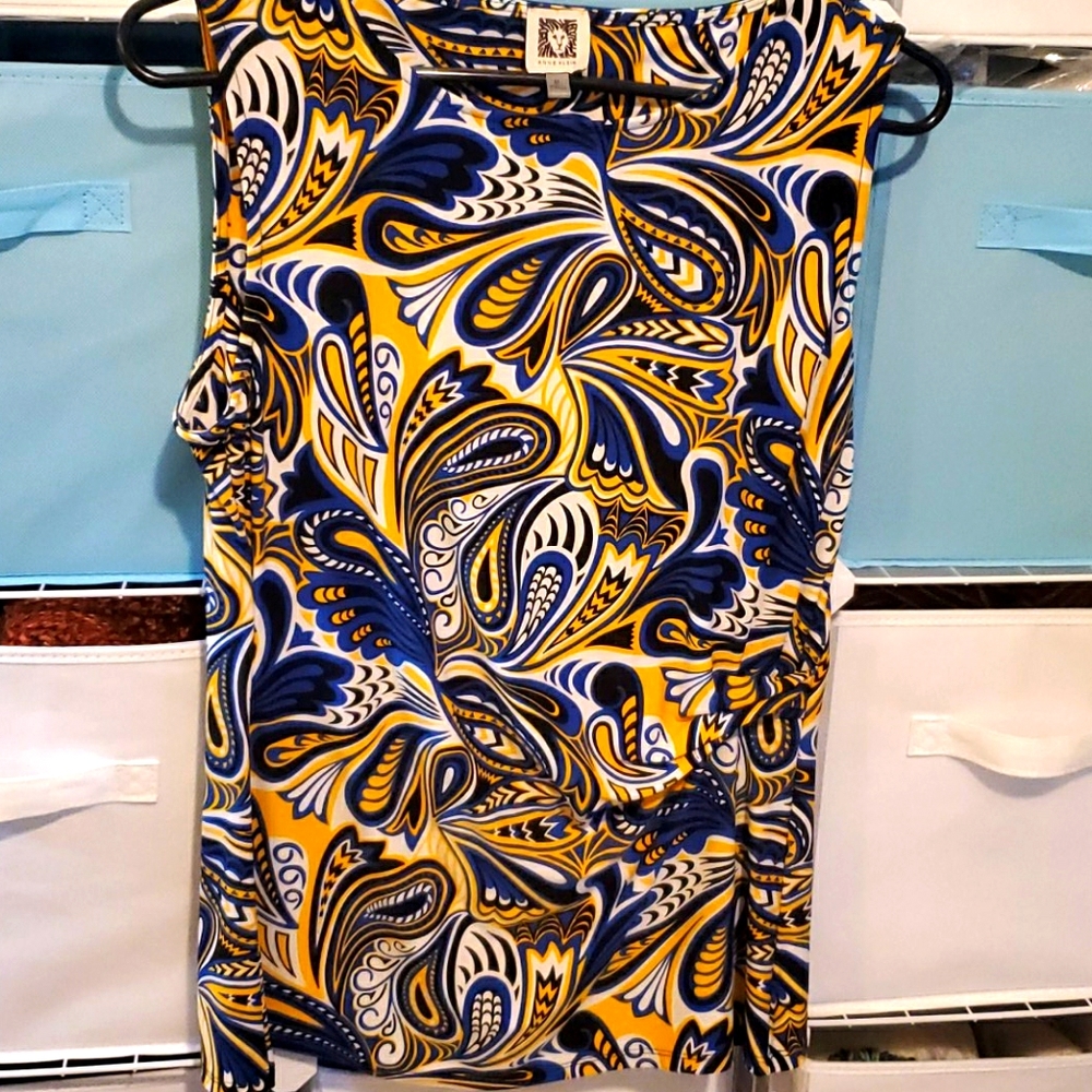 EUC Anne Klein sleeveless blouse
